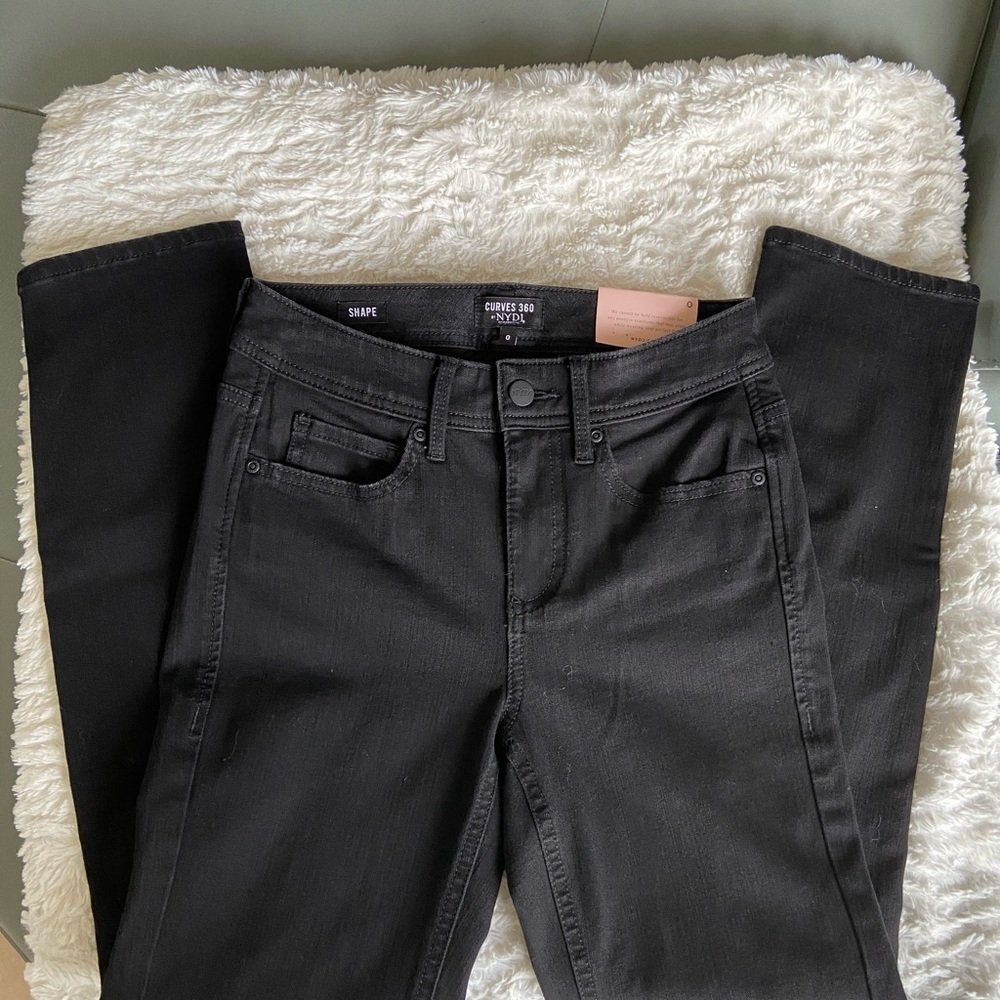 Beautiful curves 60 NYDJ black denim jeans.